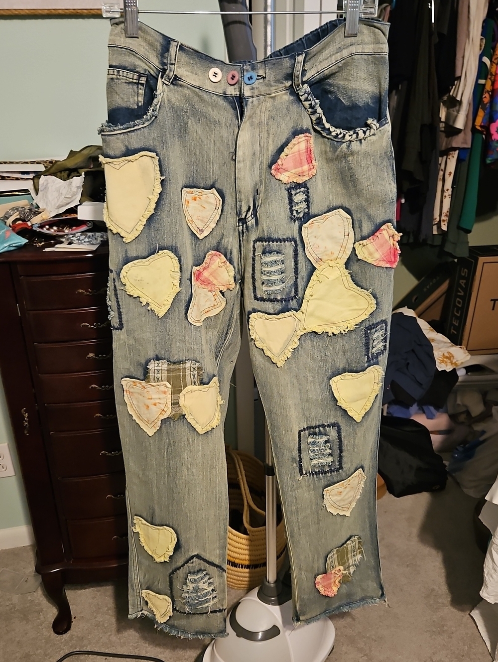 Blue VELVET Women’s Light Wash Patchwork Heart Jeans